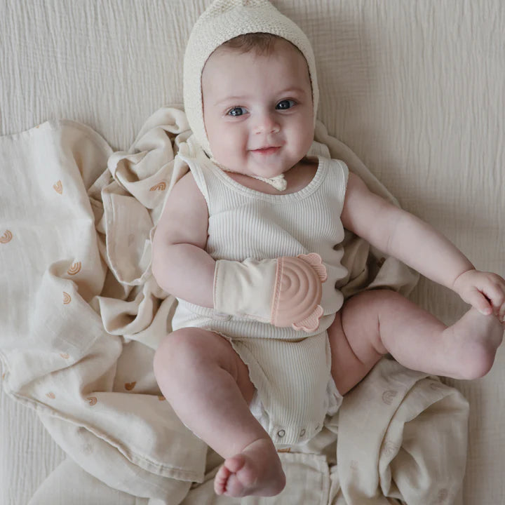 Mushie Organic Muslin Swaddle, Rainbow